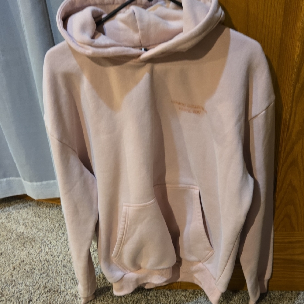 Comfrt Women's  Pink Hoodie Sweatshirt